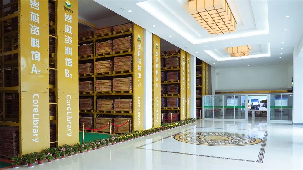 202312181702891059883870.jpg 640 (6).jpg