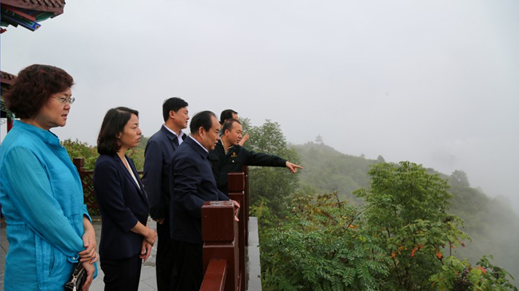 省市場監督管理局黨組書記、局長王忠習調研金徽股份